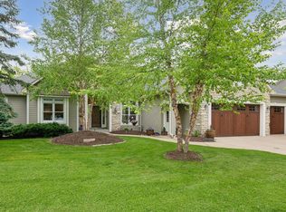 6629 Pointe Lake Lucy, Chanhassen, MN 55317
