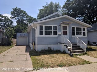 1129 E Larch Ave, Muskegon, MI 49442