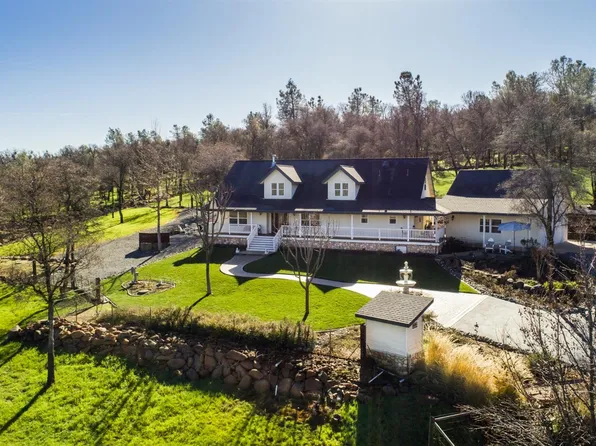 12597 Wolf Rd, Grass Valley, CA 95949