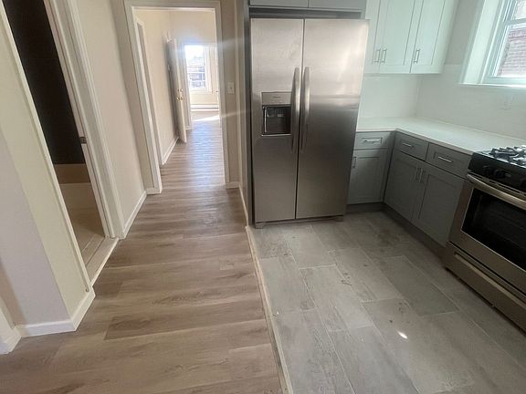 2nd image of 17 Earl St Floor 1