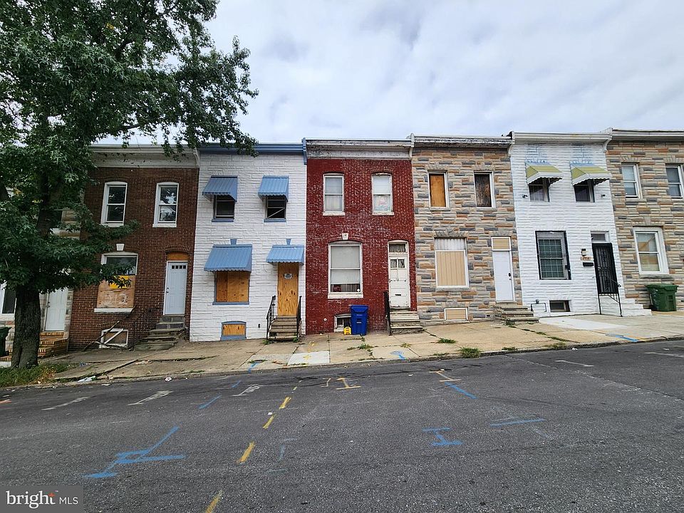 1st image of 208 S Smallwood St