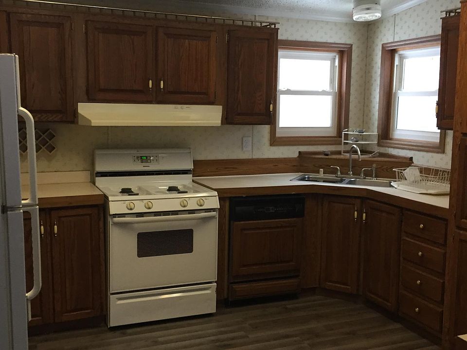 1st image of 9726 W Fg Ave