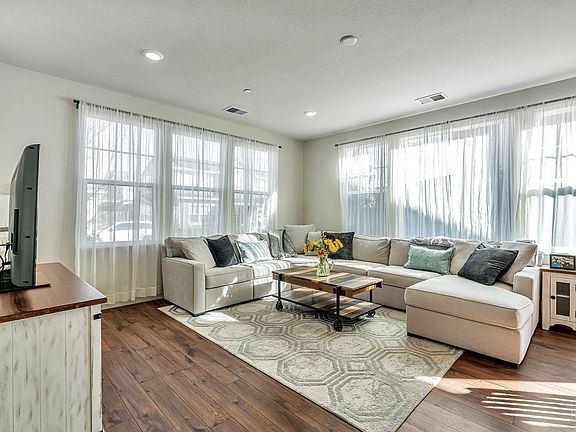 2nd image of 7565 Windward Drive