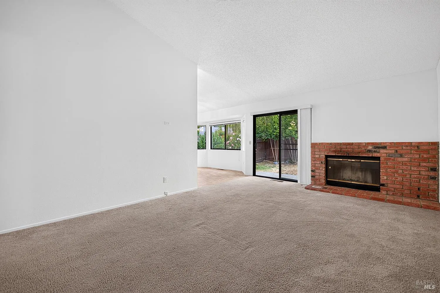 527 Mallory Avenue - Photo 8