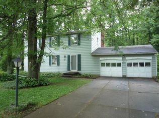 89 Marwyck Dr, Northfield, OH 44067