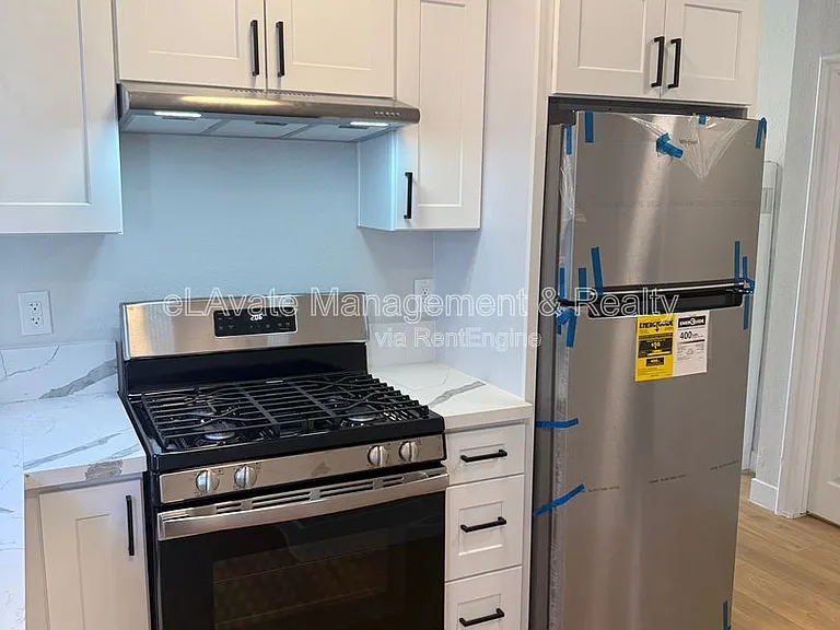 1607 W 49th St #1609 — Photo 15
