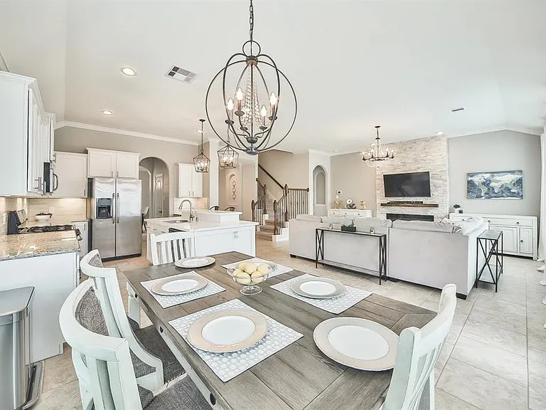 8510 Brinklow Point Dr — Photo 1