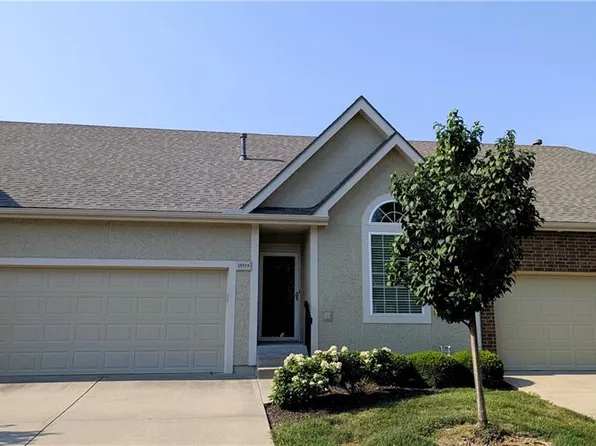 15519 W 61st Ter, Shawnee, KS 66217