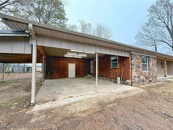 4th image of 41183 Morris Creek Rd