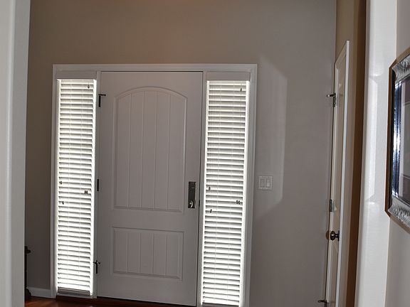 4th image of 730 Villa Park Way