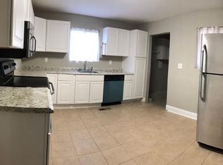 4518 Norcross Rd APT B, Hixson, TN 37343