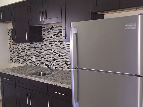 5th image of 12285 NE 5th Ave APT 4
