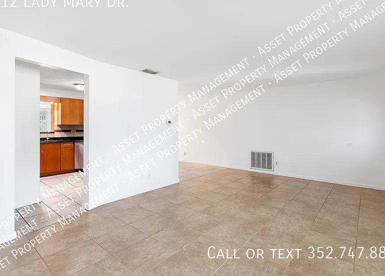 1812 Lady Mary Dr — Photo 4