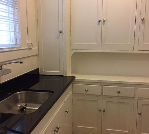 3rd image of 260 Page St APT 5
