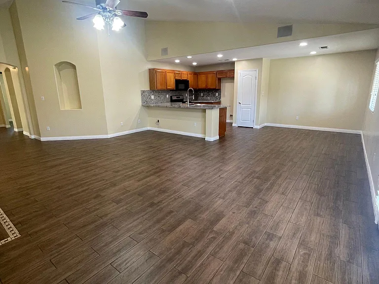 11709 Mantova Ave — Photo 3