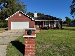 4518 Atchinson St, Moss Point, MS 39563