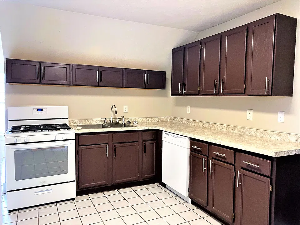 472-480 Park Ave #119-129