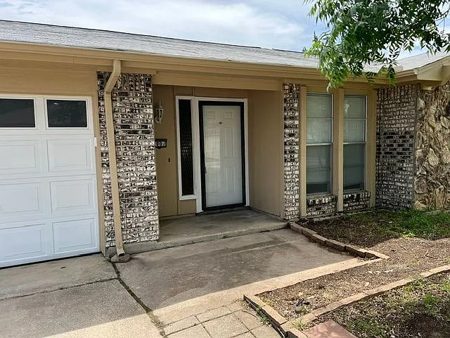 2807 Wildplum Dr — Photo 13