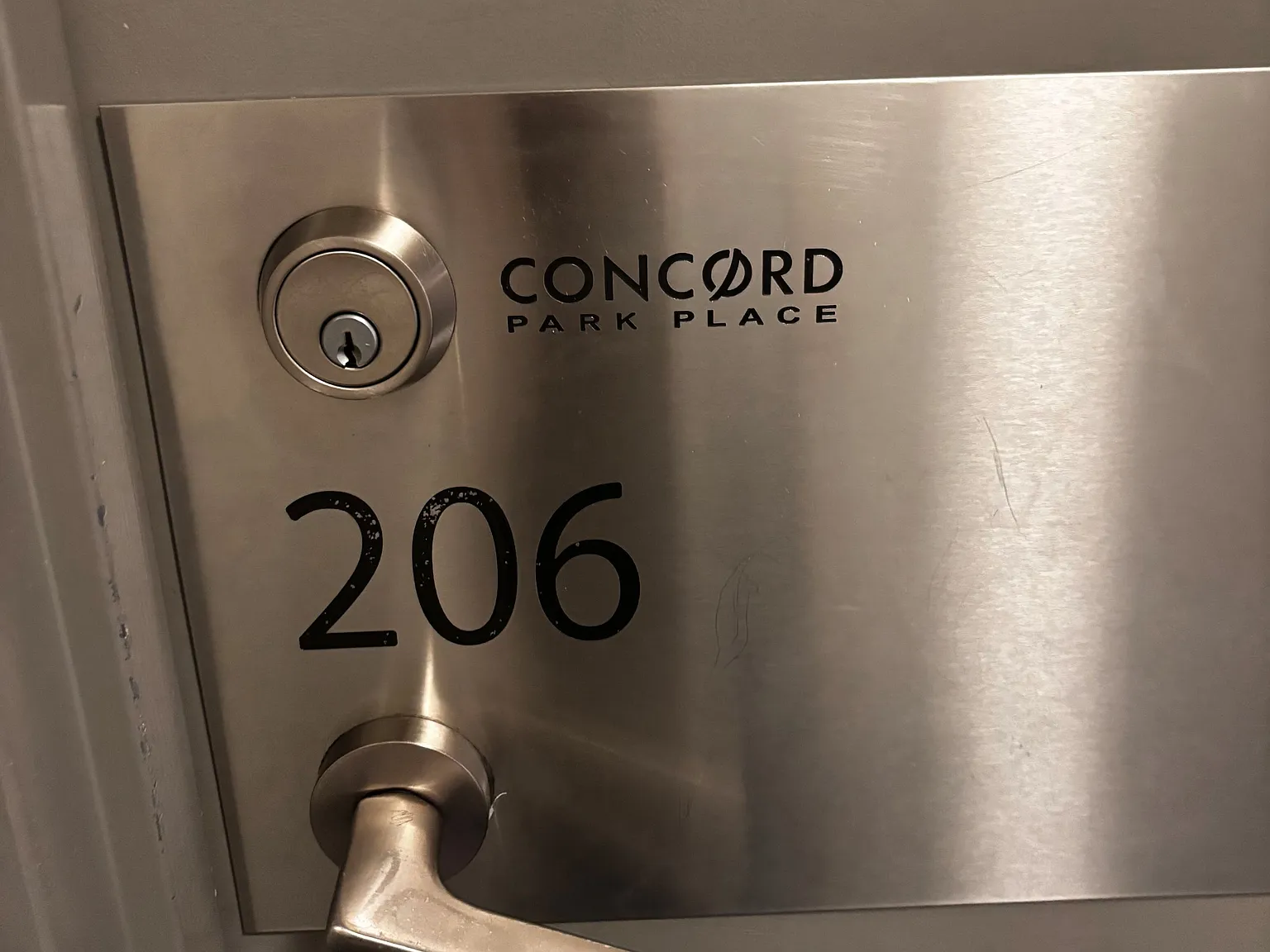Discovery II Condos — Photo 2