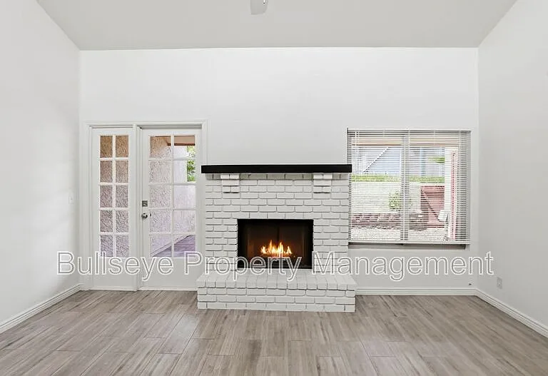 633 W Southern Ave #1114 — Photo 7