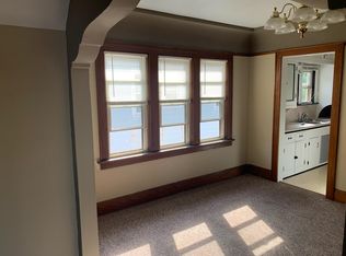 2151 S 66th St, West Allis, WI 53219