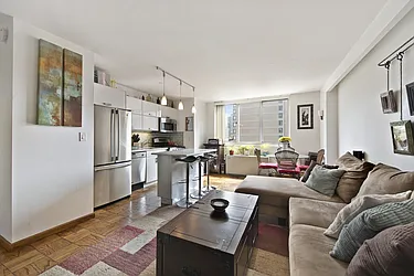 Rented by Nest Seekers International