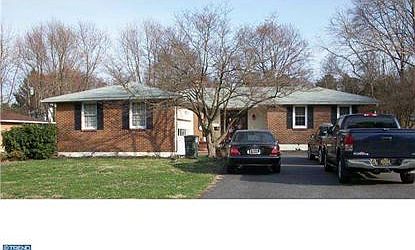 1st image of 2616 Deepwood Dr