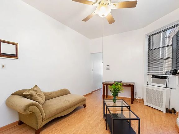 3rd image of 348 W 48th St #5W