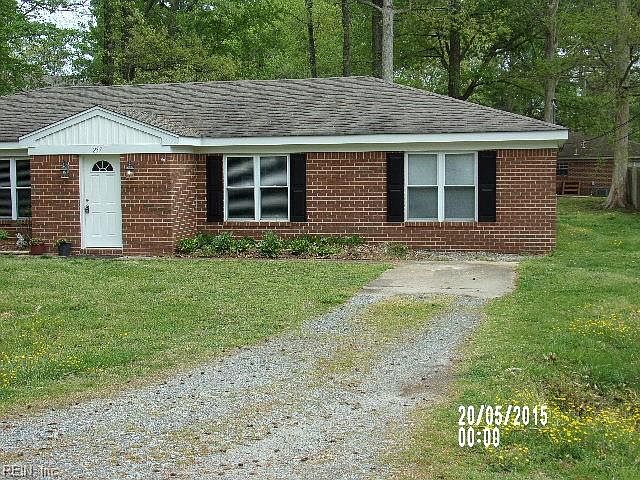 Front of dwelling from street