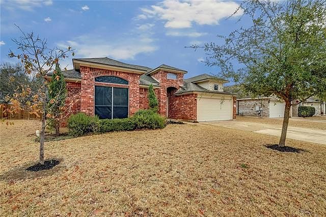 1st image of 3408 Lynnbrook Dr