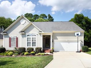 5064 Sunburst Ln, Charlotte, NC 28213