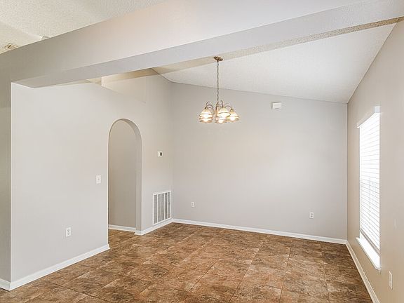 5th image of 1159 Newcomb Ave