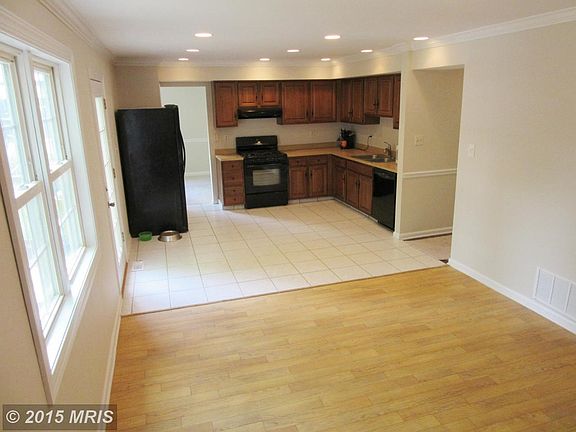 Family Room off of ktichen