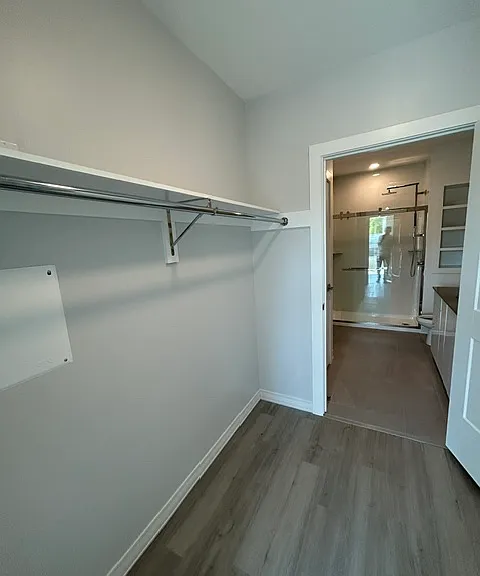 Residences at Sharon Gallery — Photo 133