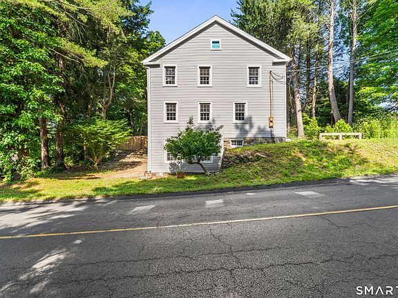 2nd image of 28 Walnut Hill Road