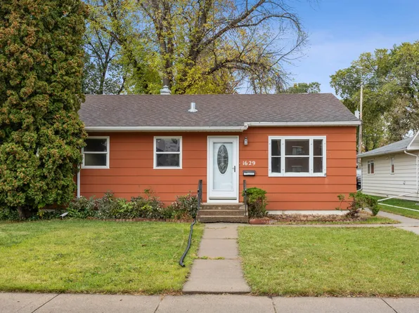 1629 12th St N, Fargo, ND 58102