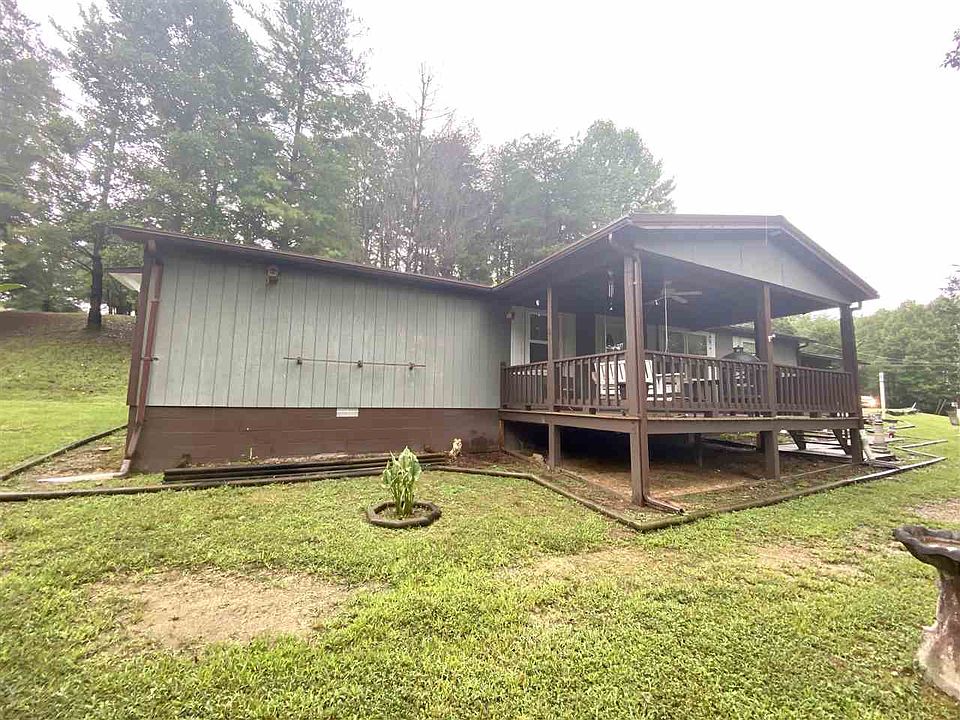 1st image of 131 Aspen Dr