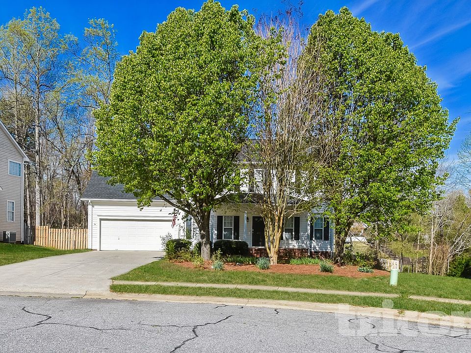 1st image of 1017 Woodland Pointe Dr