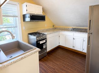 604 Admiral St #3, Providence, RI 02908