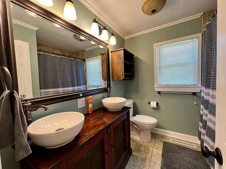 224 N Prince Ln — Photo 14