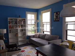 54 Antrim St #1, Cambridge, MA 02139
