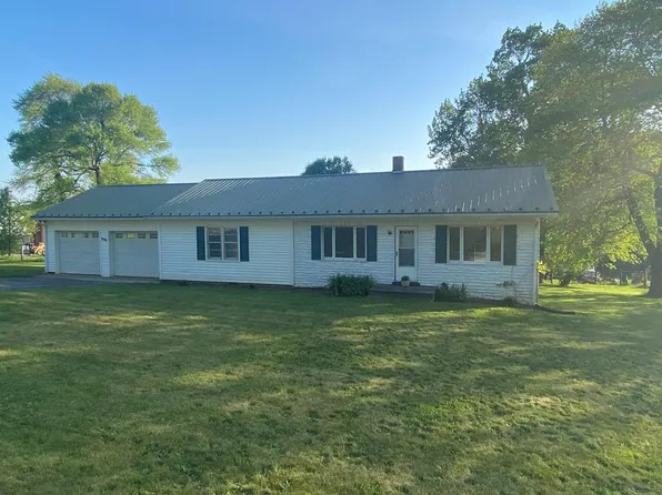 6562 Pipers Gap Rd, Galax, VA 24333