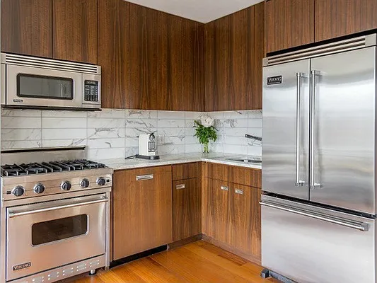 Rented by Compass | media 10