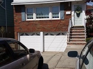 43 Country Village Ct, Bayonne, NJ 07002