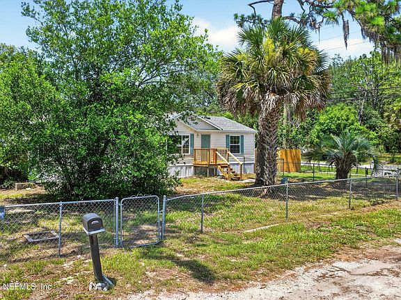 5th image of 7603 COACH PARK Drive