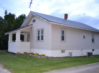 418 E Jackson St, Mulberry, IN 46058