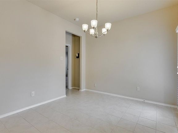 4th image of 1312 Cheyenne Dr