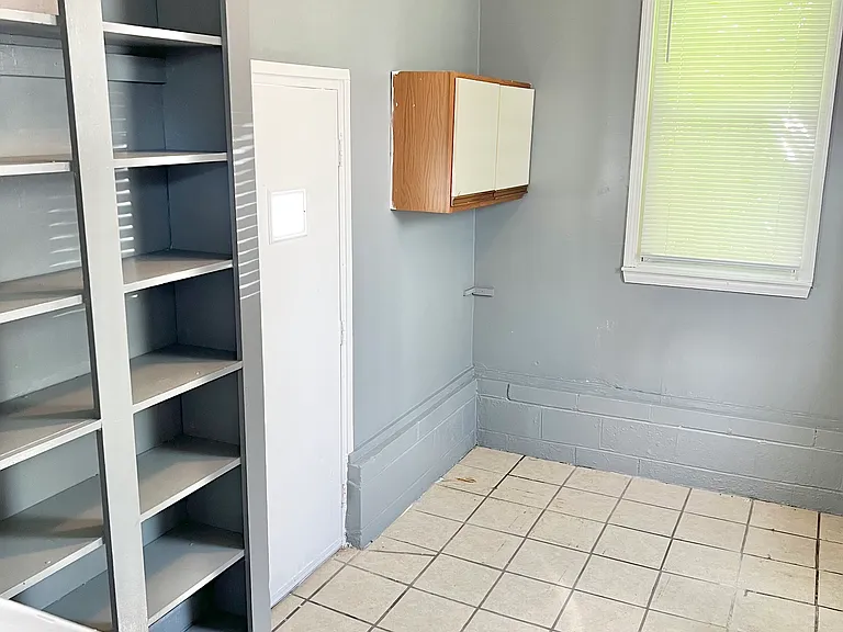 7564 Jackson Ave — Photo 6