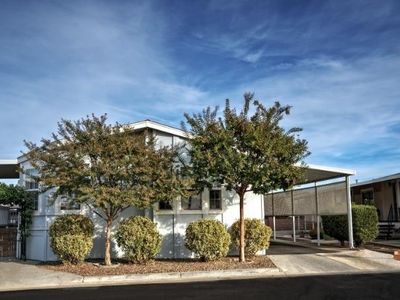 221 W Herndon Ave Spc 161, Fresno, CA, 93650