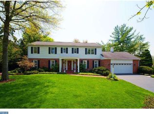 6 Junco Dr, Wyomissing, PA 19610